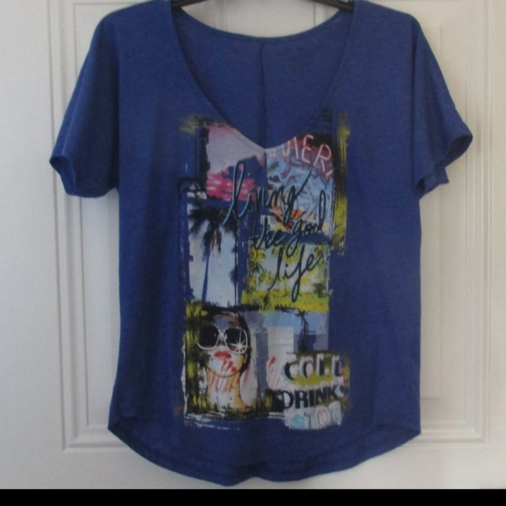 Cali Luv Graphic Tee "Living the Good Life" Size S